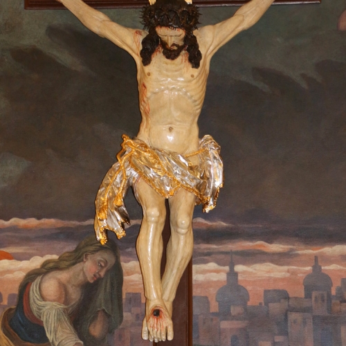 ołtarz w kaplicy Św. Krzyża XVIII w. obraz ze św. Magdaleną i figura Chrystusa Ukrzyżowanego po konserwacji
