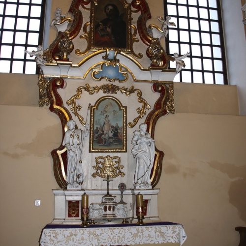 ołtarz boczny św. Jana Nepomucena XVIII w. przed konserwacją